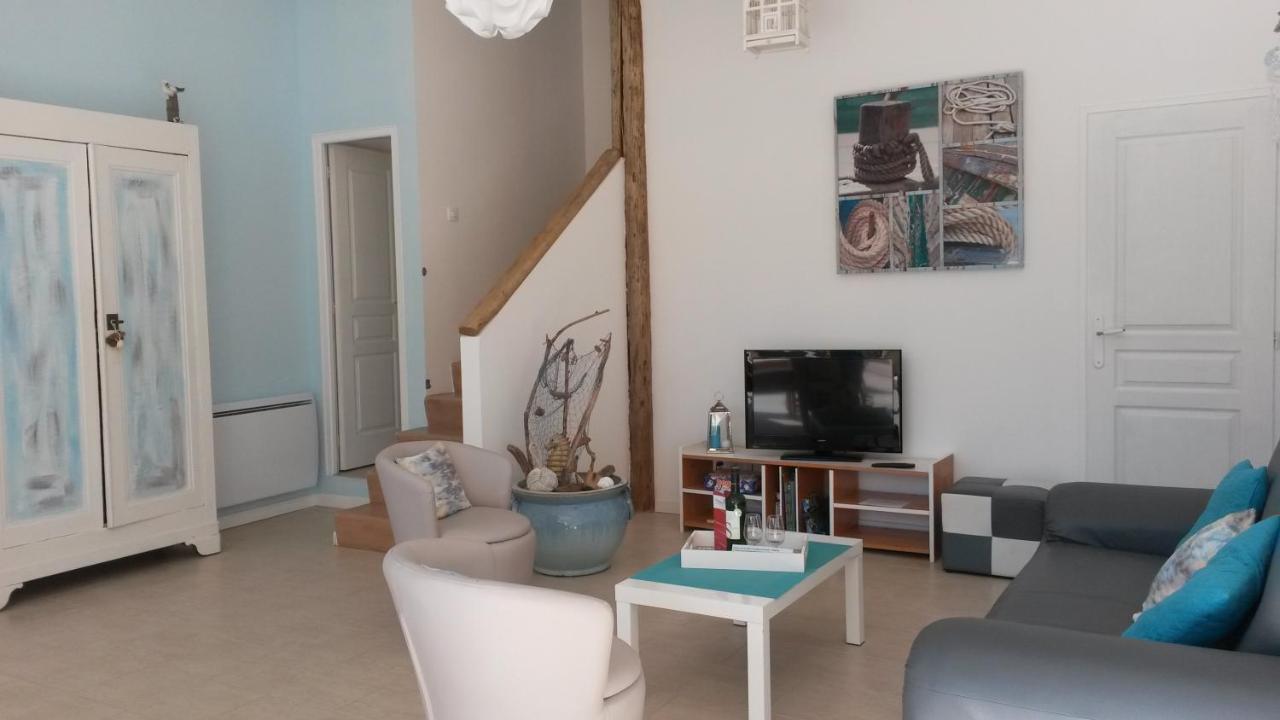 Gites "Tout Au Sud De La France" Pomerols Ngoại thất bức ảnh